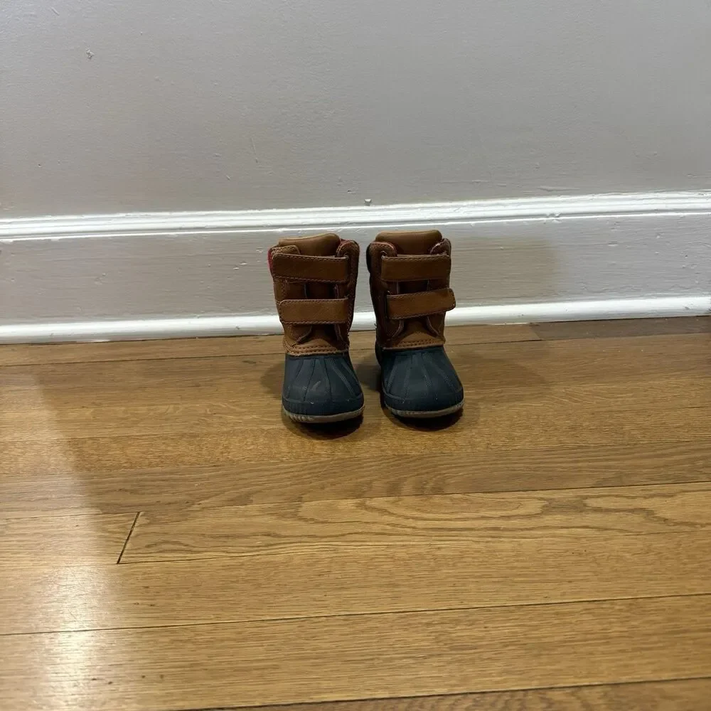 Gap Brown Black Red Plaid 3M Thinsulate Insulated Snow Boots Toddlefrs Sz 7